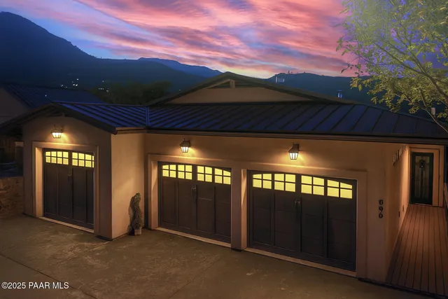 a view of an entryway