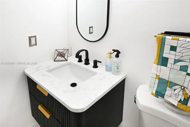 $2,500 | 2860 Northeast 14th Street Causeway, Unit 206D, Pompano Beach, FL 33062