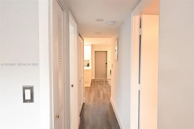 $2,500 | 2860 Northeast 14th Street Causeway, Unit 206D, Pompano Beach, FL 33062