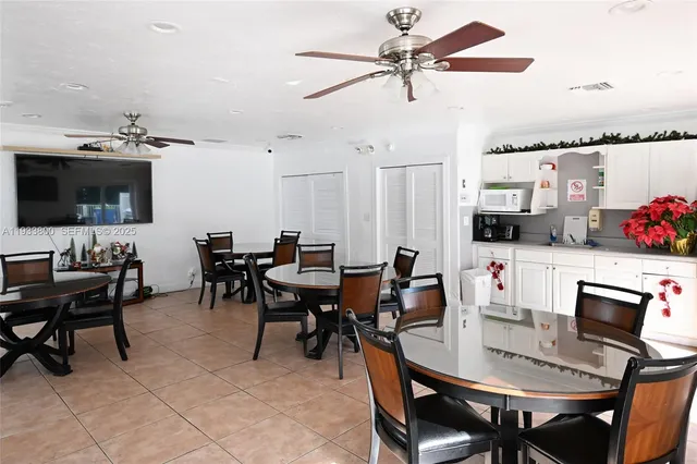 $2,500 | 2860 Northeast 14th Street Causeway, Unit 206D, Pompano Beach, FL 33062