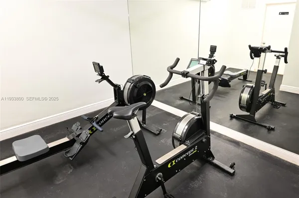 $2,500 | 2860 Northeast 14th Street Causeway, Unit 206D, Pompano Beach, FL 33062