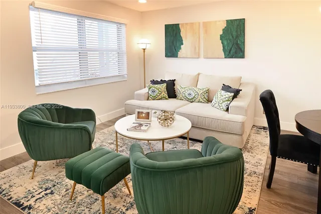 $2,500 | 2860 Northeast 14th Street Causeway, Unit 206D, Pompano Beach, FL 33062