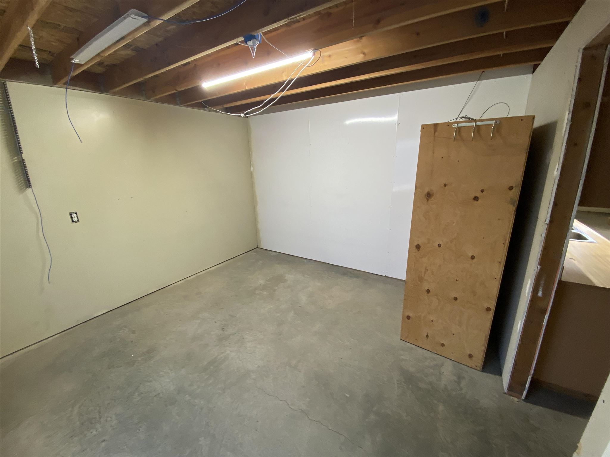 302 North Rambo Road Medical Lake, WA 99022 - Photo 30 of 48 Gallery Image 30