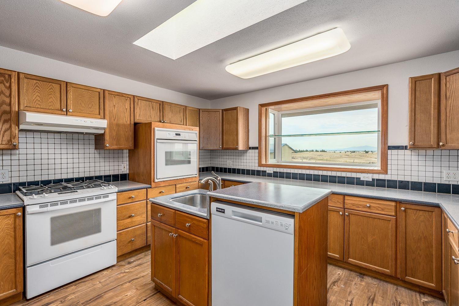 302 North Rambo Road Medical Lake, WA 99022 - Photo 7 of 48 Gallery Image 7