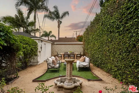 $1,699,000 | 8323 Georgetown Avenue, Los Angeles, CA 90045