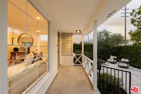 $1,699,000 | 8323 Georgetown Avenue, Los Angeles, CA 90045