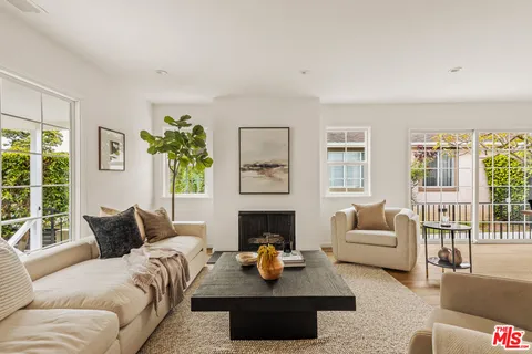 $1,699,000 | 8323 Georgetown Avenue, Los Angeles, CA 90045