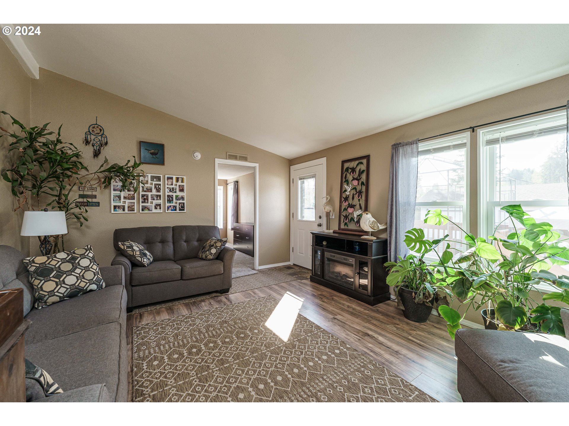369 Gun Club Road, Unit 43 Woodland, WA 98674 - Photo 17 of 42 Living Room