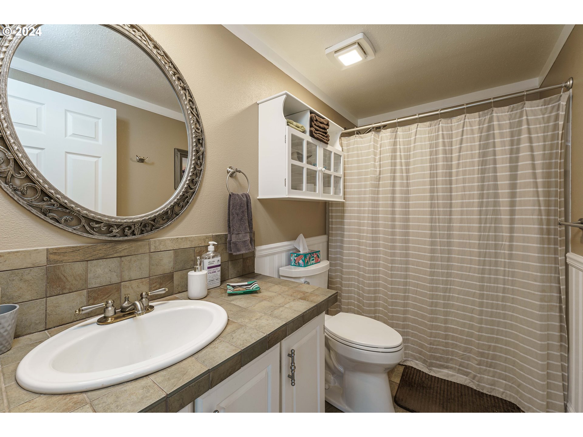 369 Gun Club Road, Unit 43 Woodland, WA 98674 - Photo 28 of 42 Bathroom