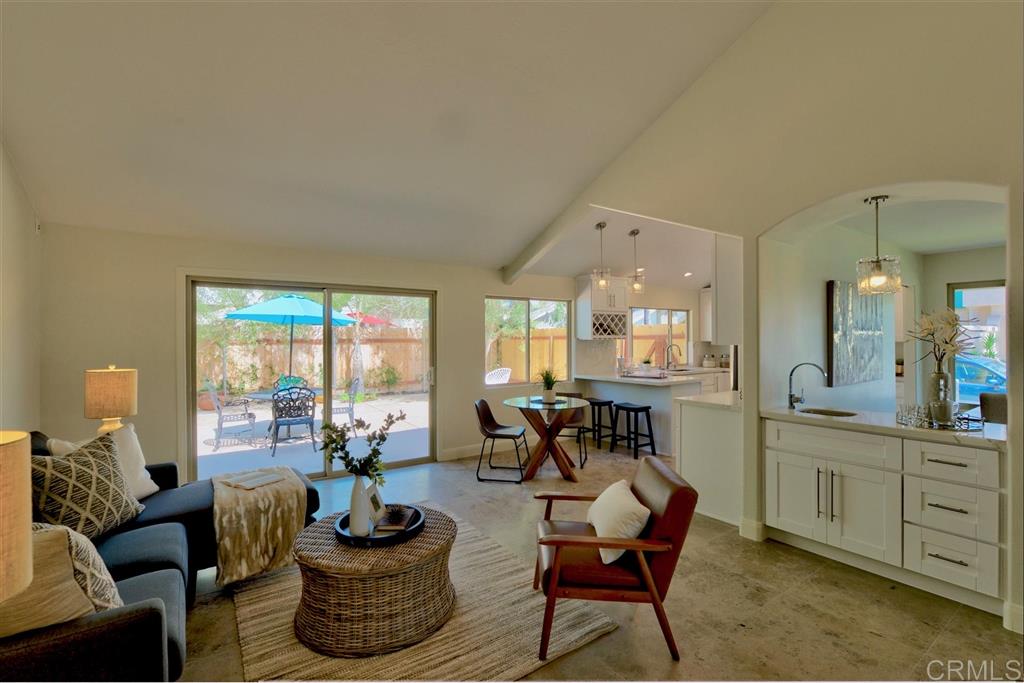 3950 Via Reposo Rancho Santa Fe, CA 92091 - Photo 3 of 18