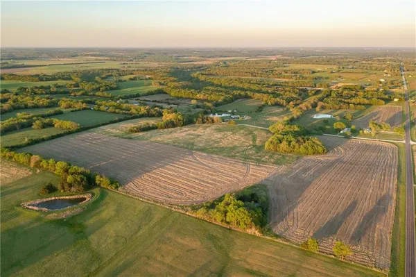 $220,000 | 1 Virginia Terrace, Osawatomie, KS 66064