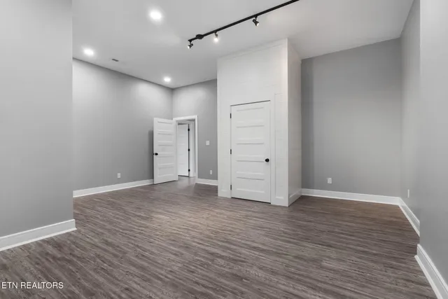 $999,900 | 118 Gallahad Court, Sevierville, TN 37876