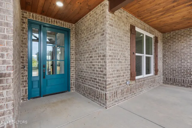 $999,900 | 118 Gallahad Court, Sevierville, TN 37876