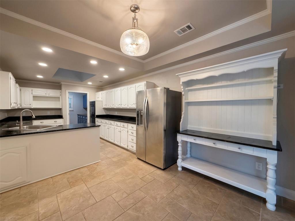 6524 Pheasant Run Road Plano, TX 75023 - Photo 27 of 40 BUFFET & FRIDGE INCLUDED