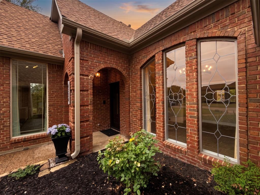 6524 Pheasant Run Road Plano, TX 75023 - Photo 8 of 40 SEE THROUGH LIVING & DINING