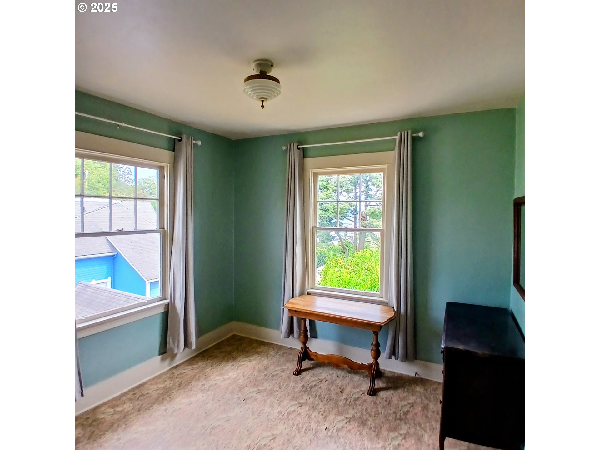 558 4th Street Astoria, OR 97103 - Photo 13 of 21