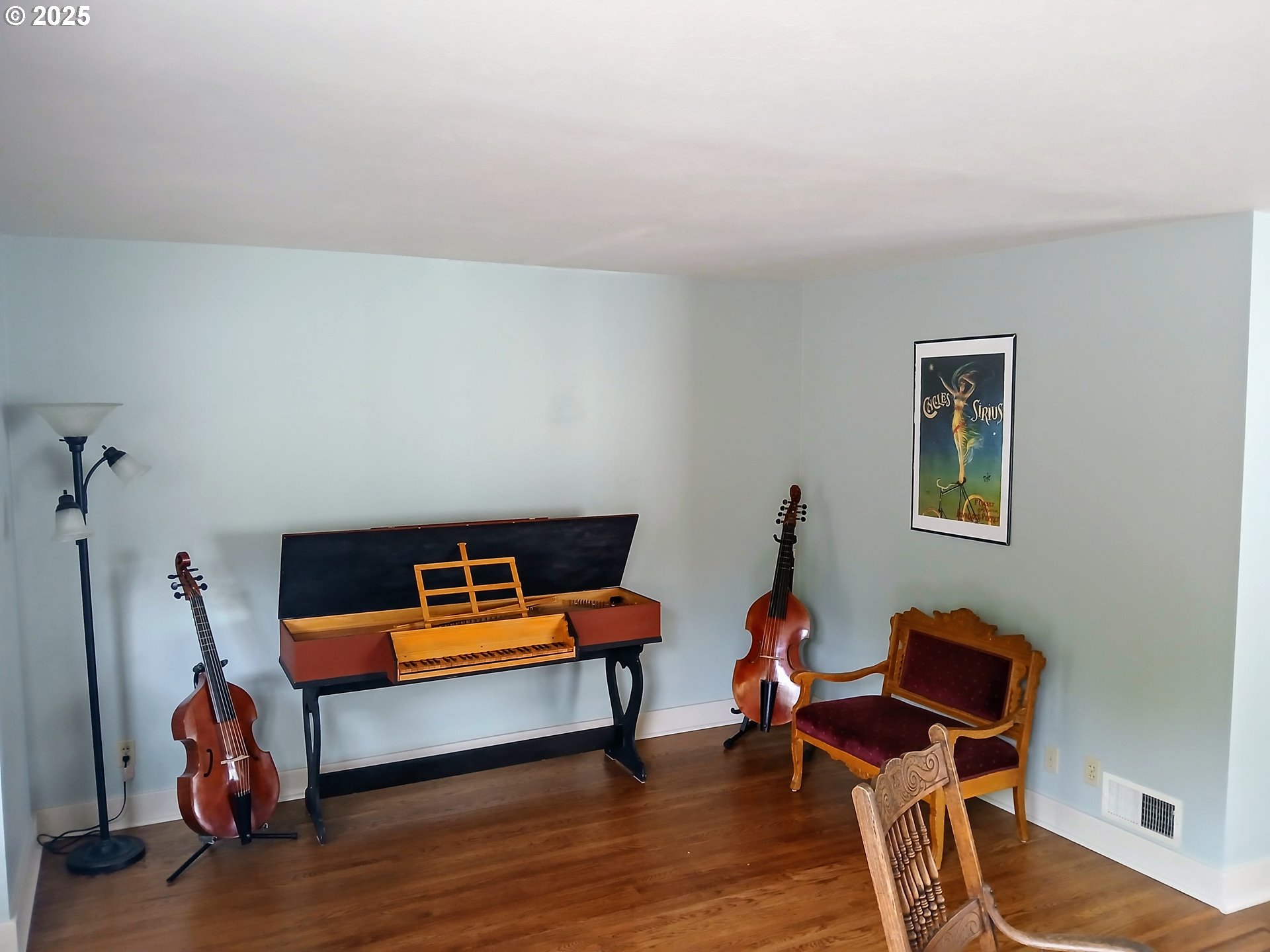 558 4th Street Astoria, OR 97103 - Photo 16 of 21