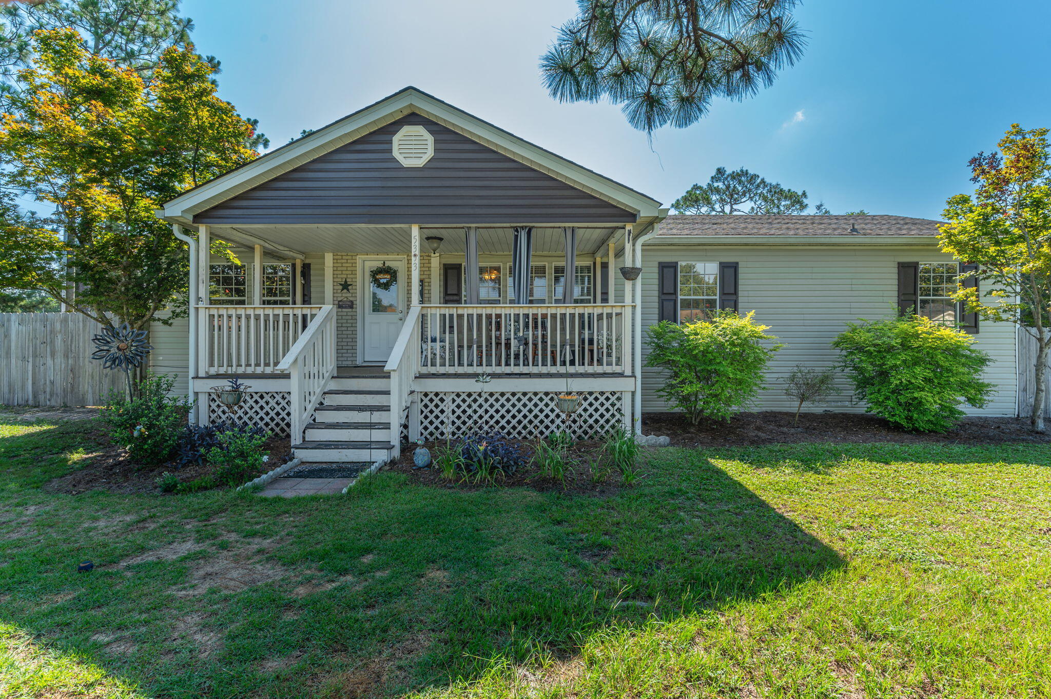 5393 Hillcrest Road Crestview, FL 32539 - Photo 3 of 39 3-web-or-mls-5393 Hillcrest Rd Exterior-
