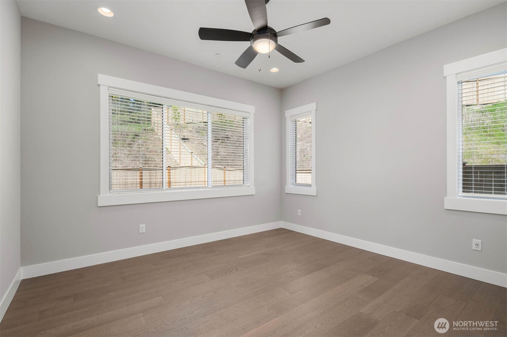 9520 38th Street East Edgewood, WA 98371 - Photo 13 of 20