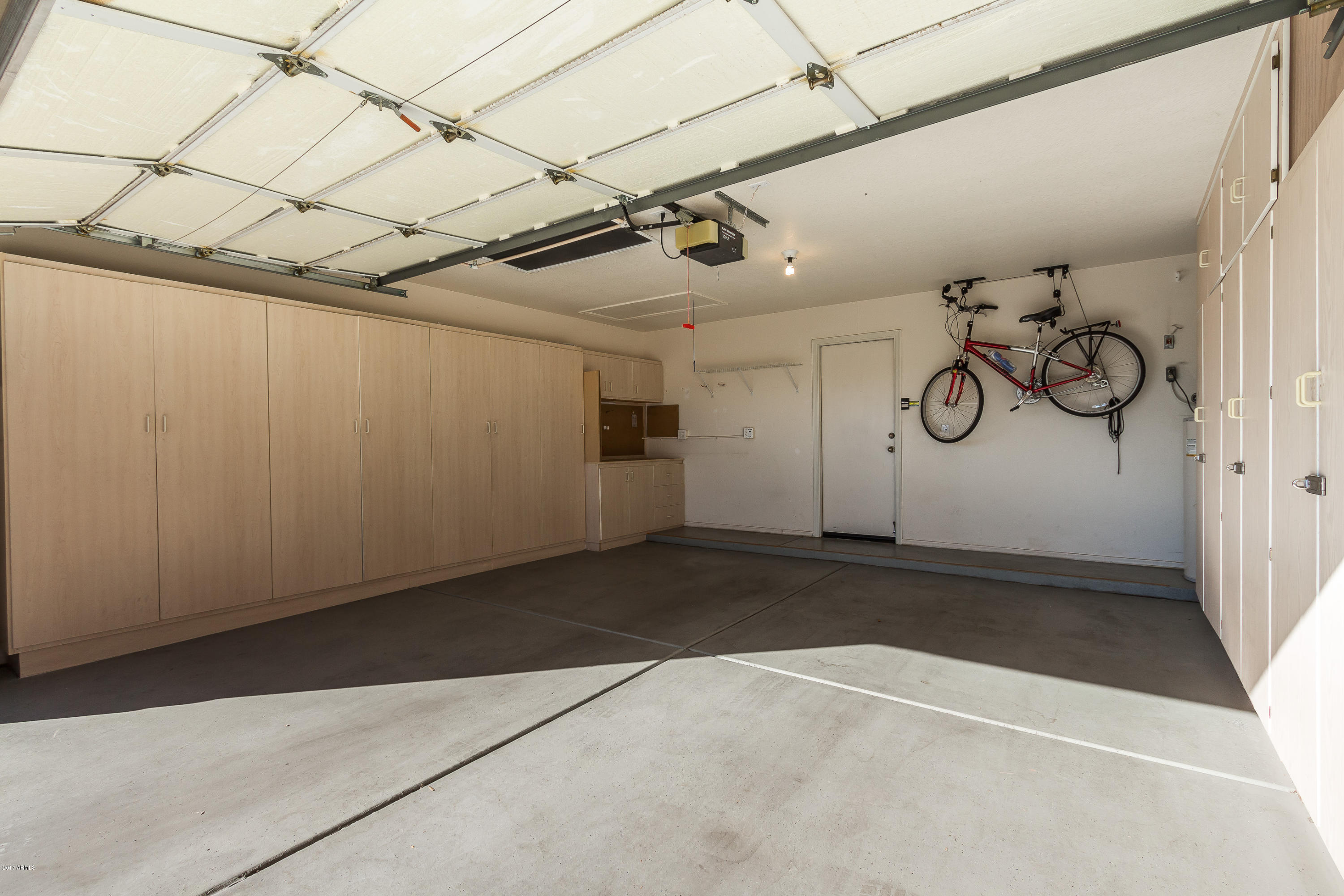 17280 North Inca Way Surprise, AZ 85374 - Photo 28 of 40 Garage