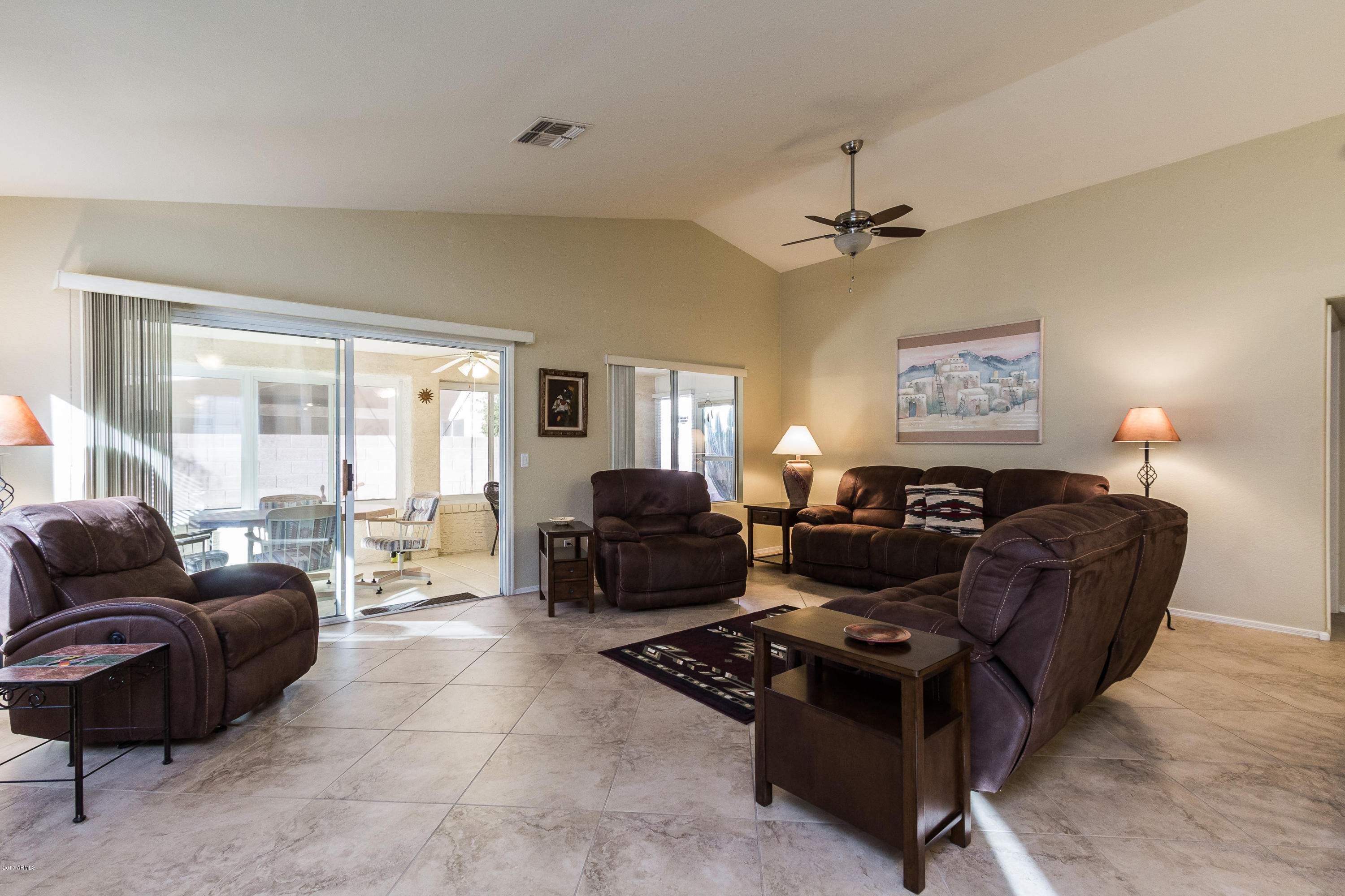 17280 North Inca Way Surprise, AZ 85374 - Photo 5 of 40 Great Room