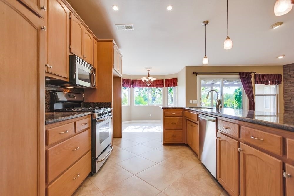 24115 Gymkhana Road Ramona, CA 92065 - Photo 9 of 25 Gallery Image 9