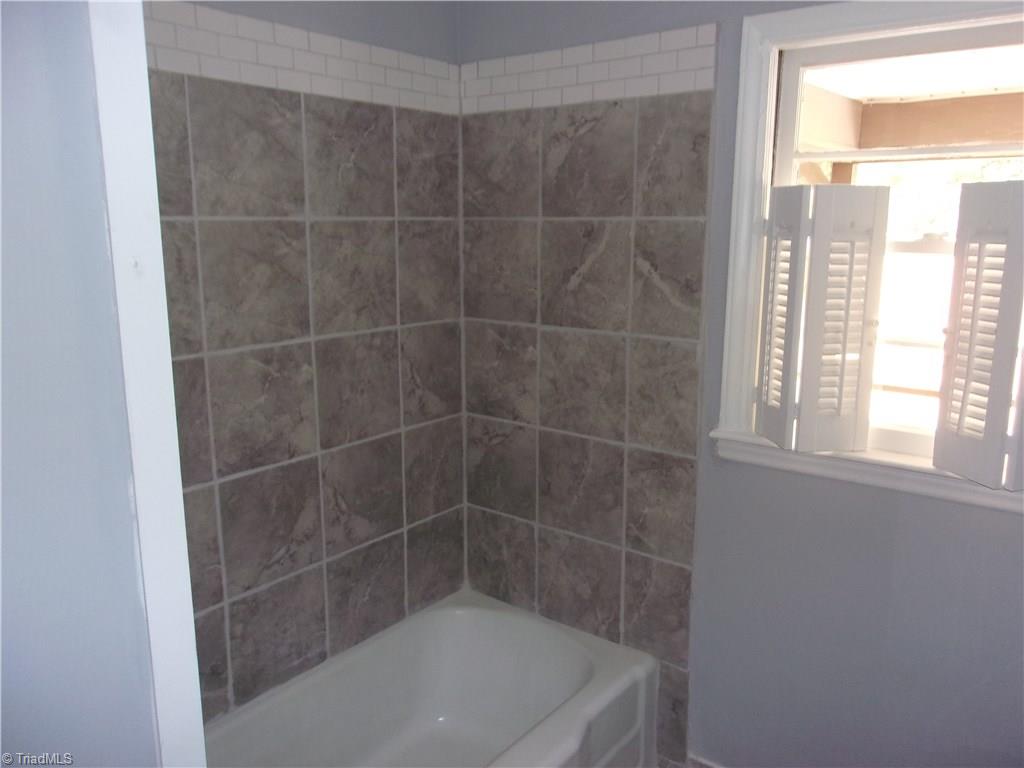 3209 Pine Valley Road High Point, NC 27265 - Photo 20 of 30