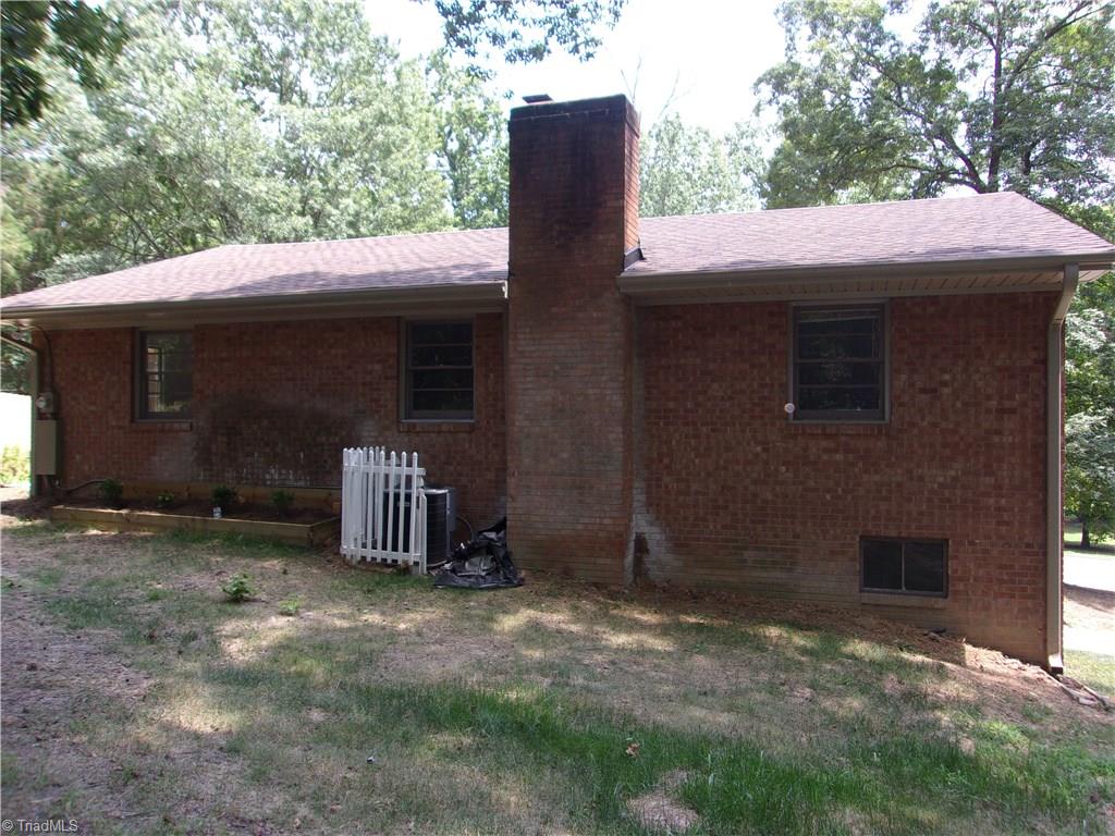 3209 Pine Valley Road High Point, NC 27265 - Photo 25 of 30