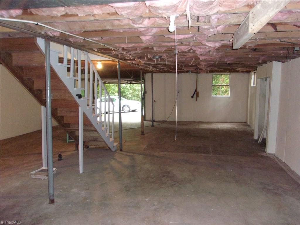 3209 Pine Valley Road High Point, NC 27265 - Photo 28 of 30