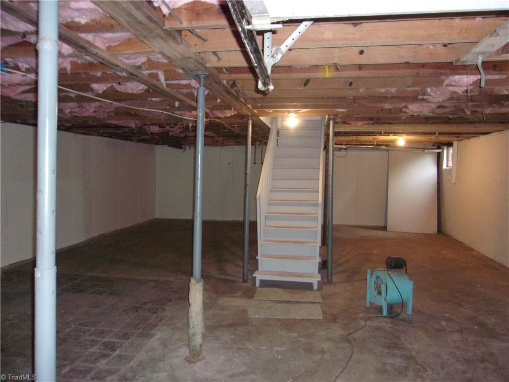 3209 Pine Valley Road High Point, NC 27265 - Photo 29 of 30