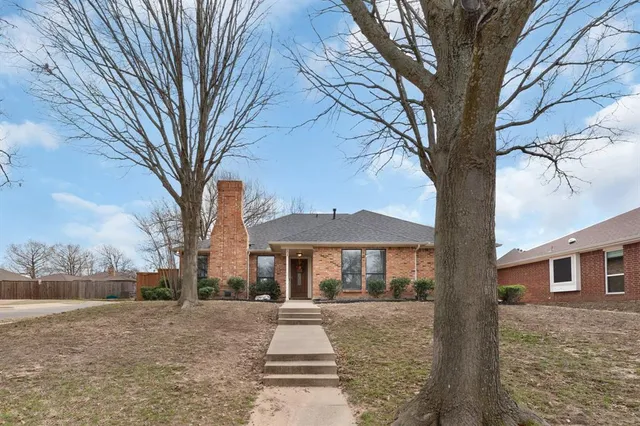 $372,000 | 104 East Rush Creek Drive, Wylie, TX 75098
