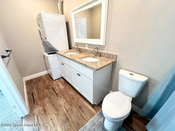 $1,250 | 179 Clairbourne Avenue, Satellite Beach, FL 32937