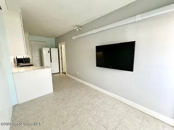 $1,250 | 179 Clairbourne Avenue, Satellite Beach, FL 32937