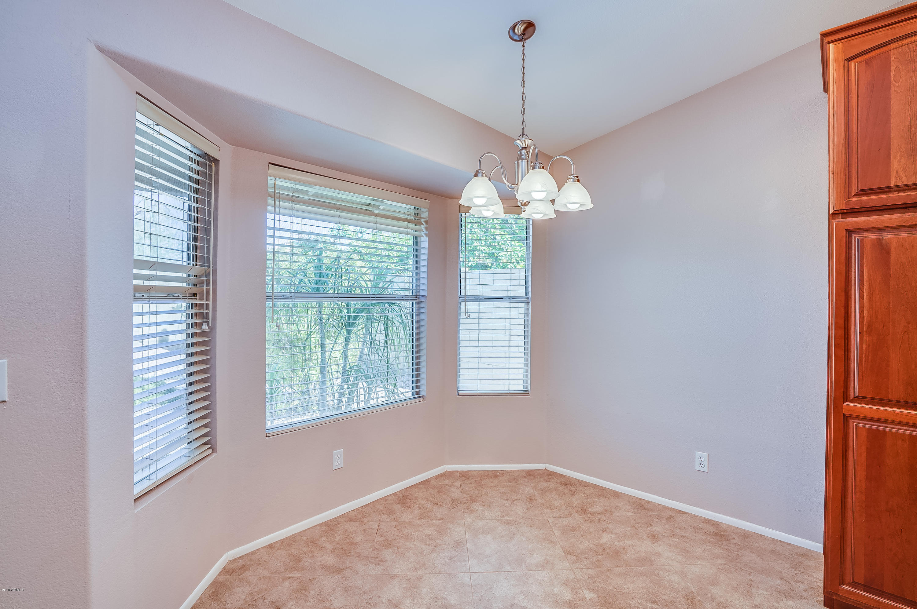 4306 East St John Road Phoenix, AZ 85032 - Photo 13 of 37 Breakfast nook