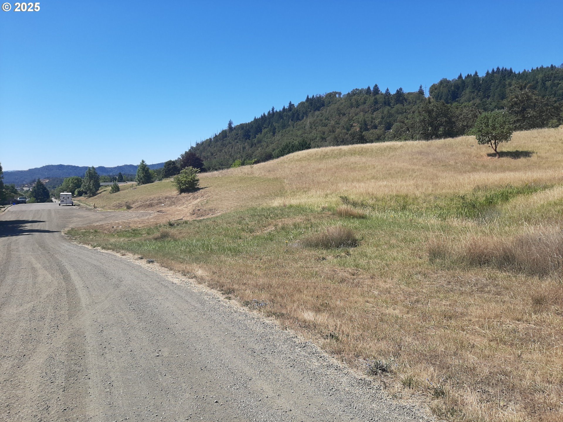0 Northwest Broad Street Roseburg, OR 97471 - Photo 13 of 13 a view of dirt road with a yard