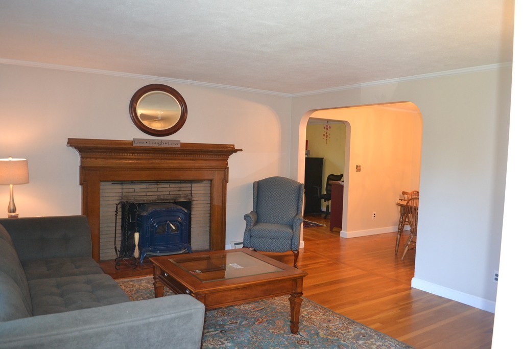 16 Edsel Road Littleton, MA 01460 - Photo 4 of 30 Gallery Image 4