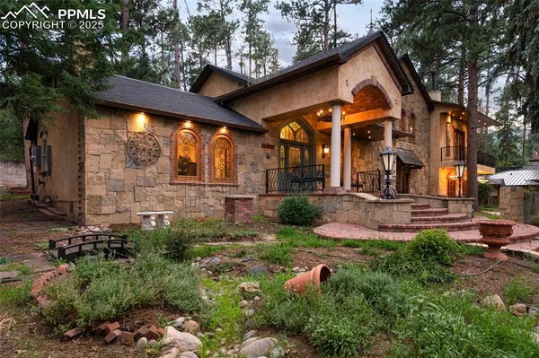 $1,100,000 | 1815 Pine Grove Avenue, Colorado Springs, CO 80906