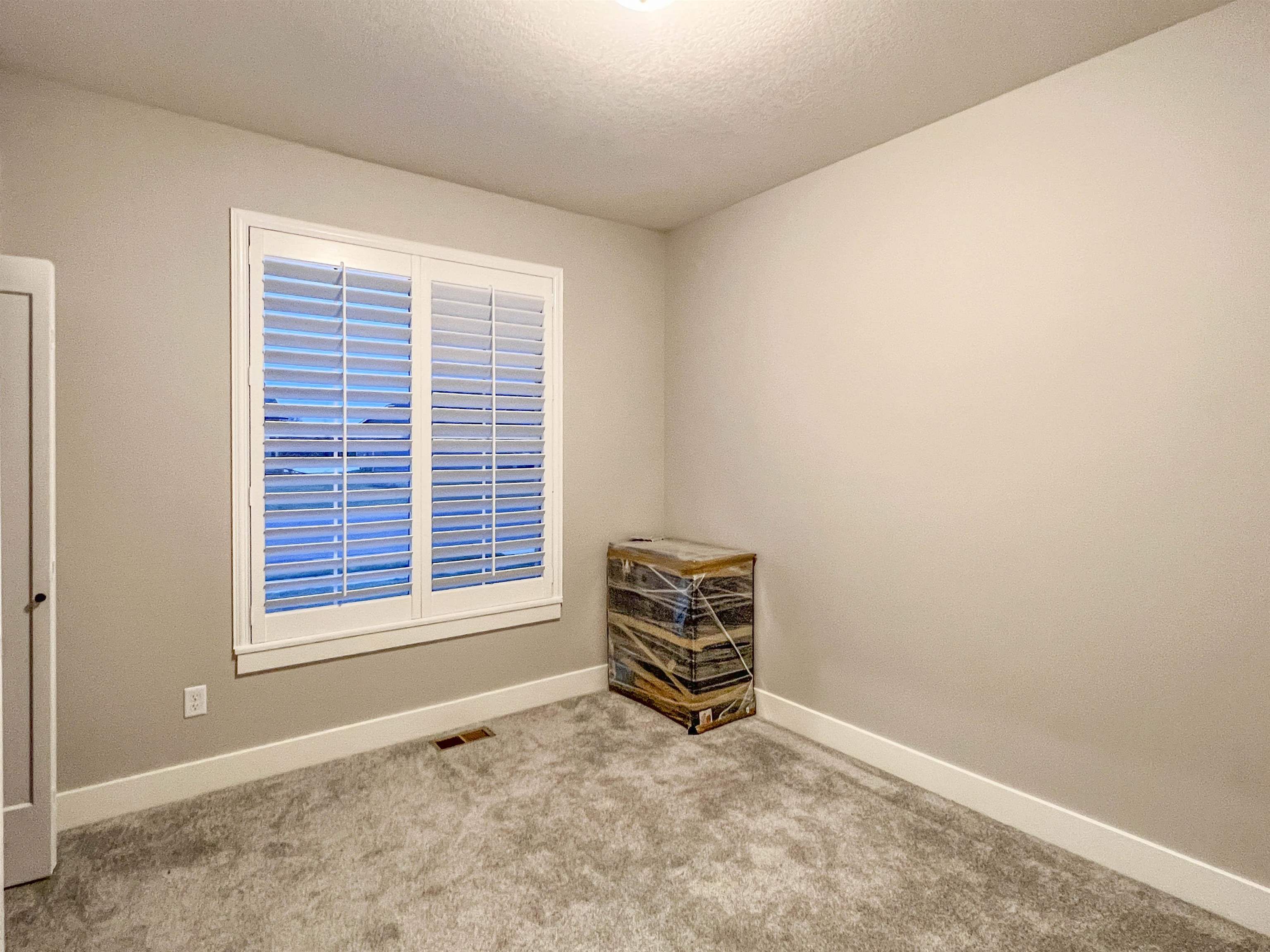2516 South Spring Hollow Drive Wichita, KS 67230 - Photo 11 of 28