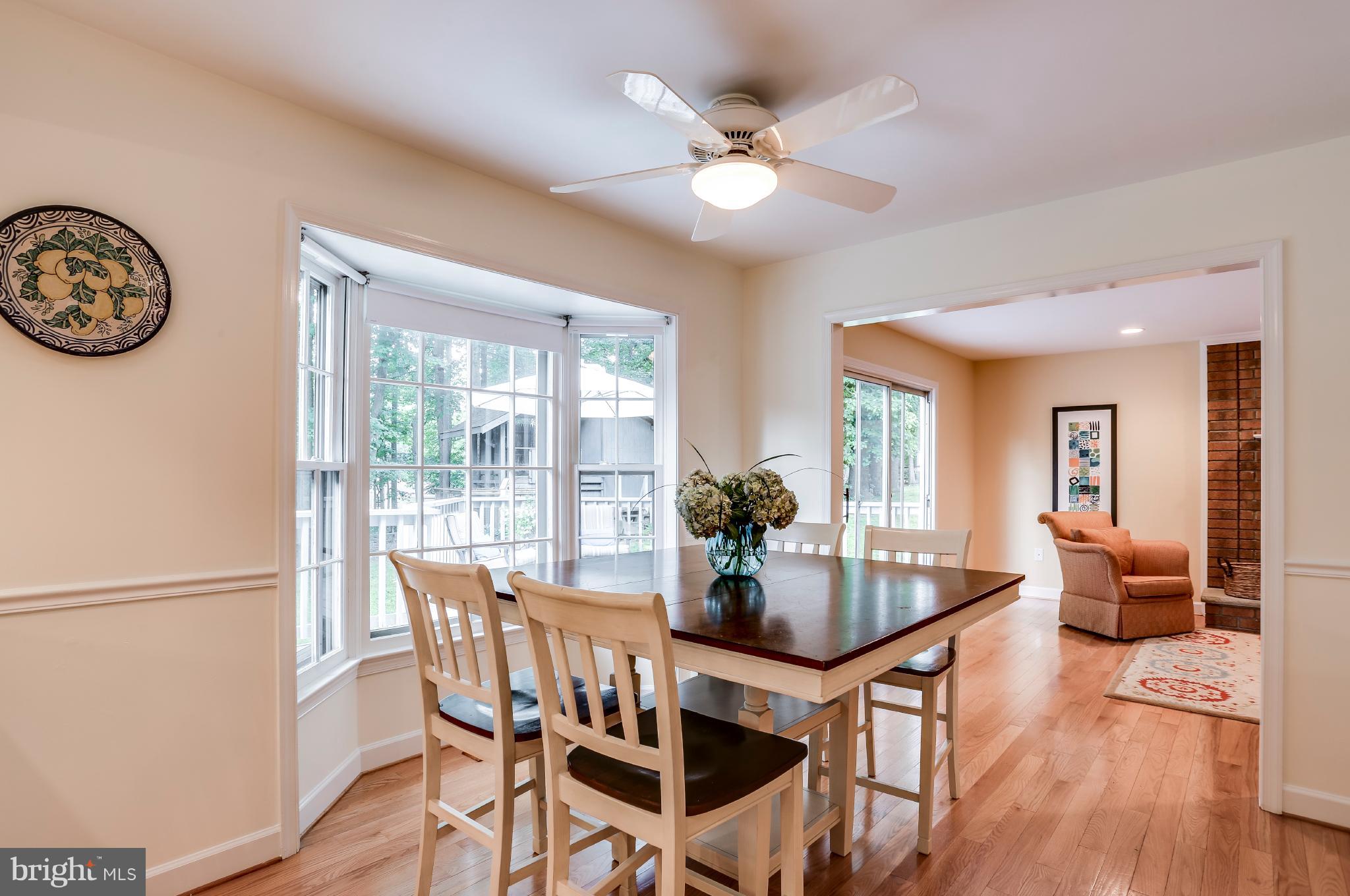 7113 Rivers View Court Columbia, MD 21044 - Photo 10 of 27 Eat- in Kitchen