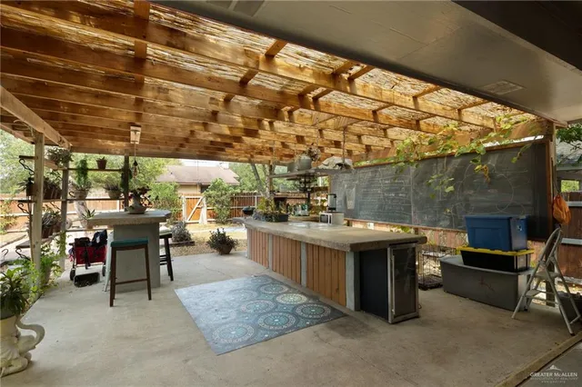 $309,999 | 2205 Yellow Rose Drive, Edinburg, TX 78539