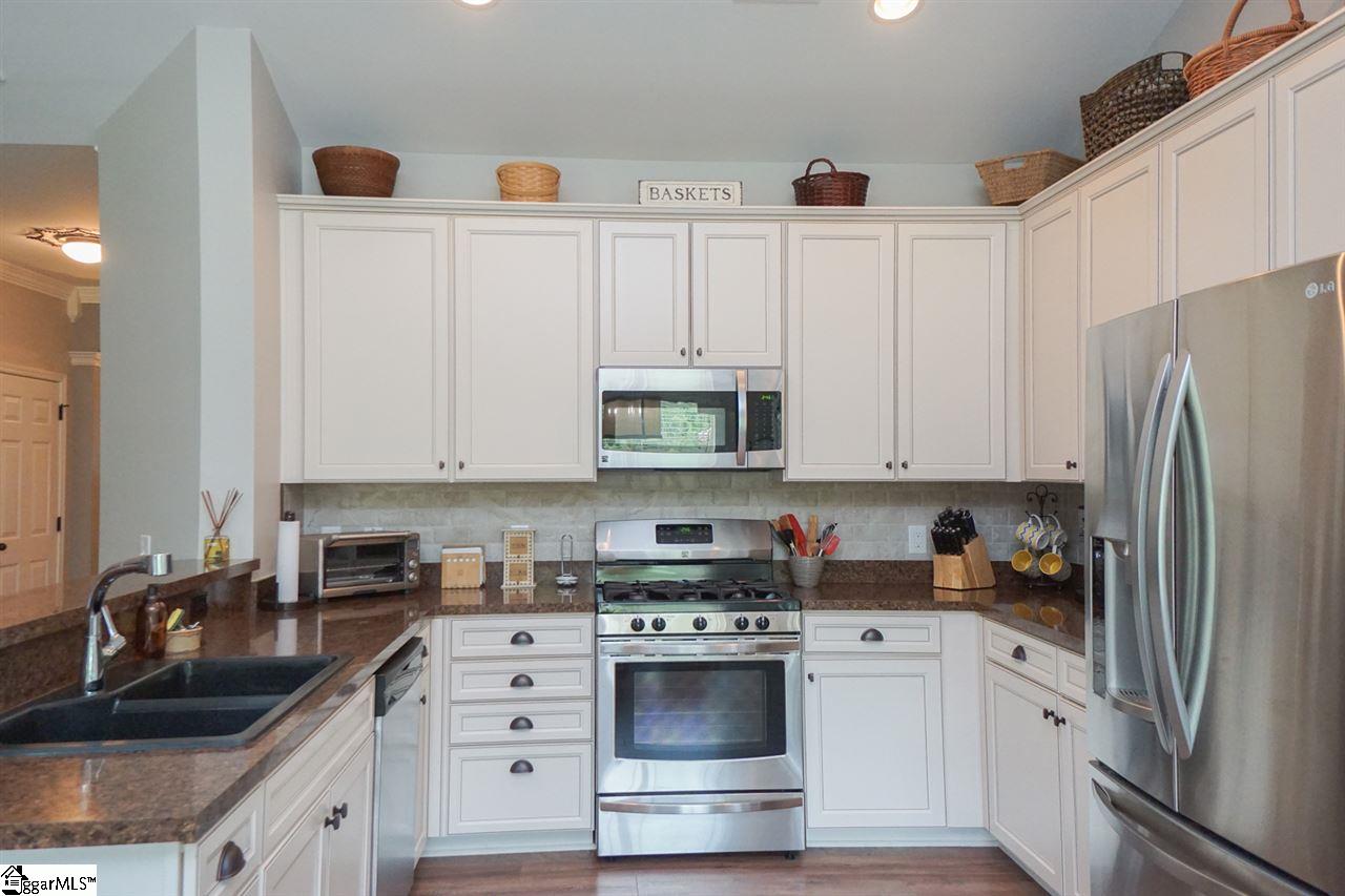205 Engelmann Lane Simpsonville, SC 29680 - Photo 14 of 31 Gallery Image 14