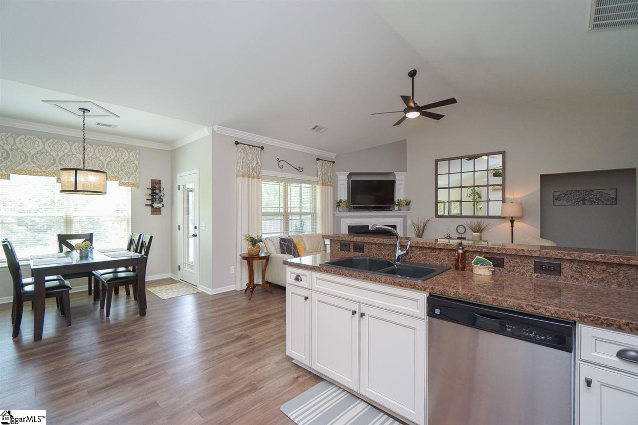 205 Engelmann Lane Simpsonville, SC 29680 - Photo 16 of 31 Gallery Image 16