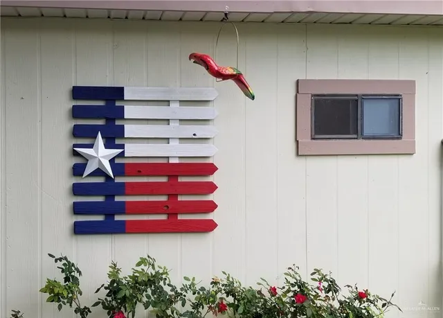 $120,000 | 2303 Green Gate Circle East, Palmview, TX 78572