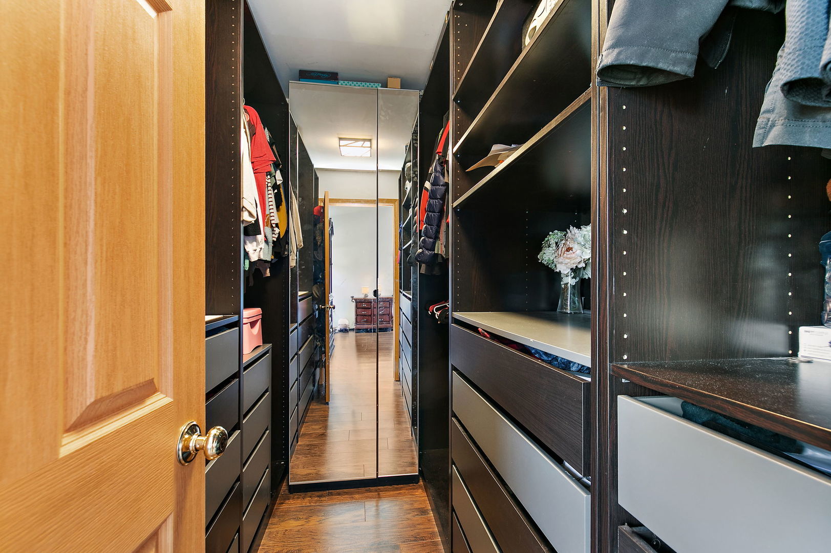 1335 Deerpath Road Aurora, IL 60506 - Photo 17 of 38