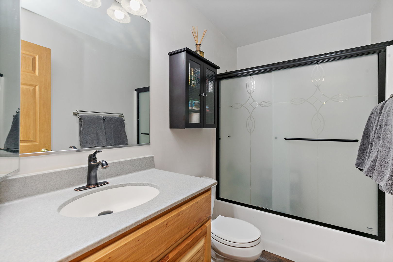 1335 Deerpath Road Aurora, IL 60506 - Photo 22 of 38