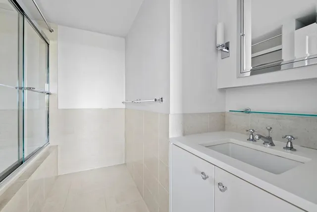 $4,500,000 | 160 Central Park South, Unit 705 | Central Park South