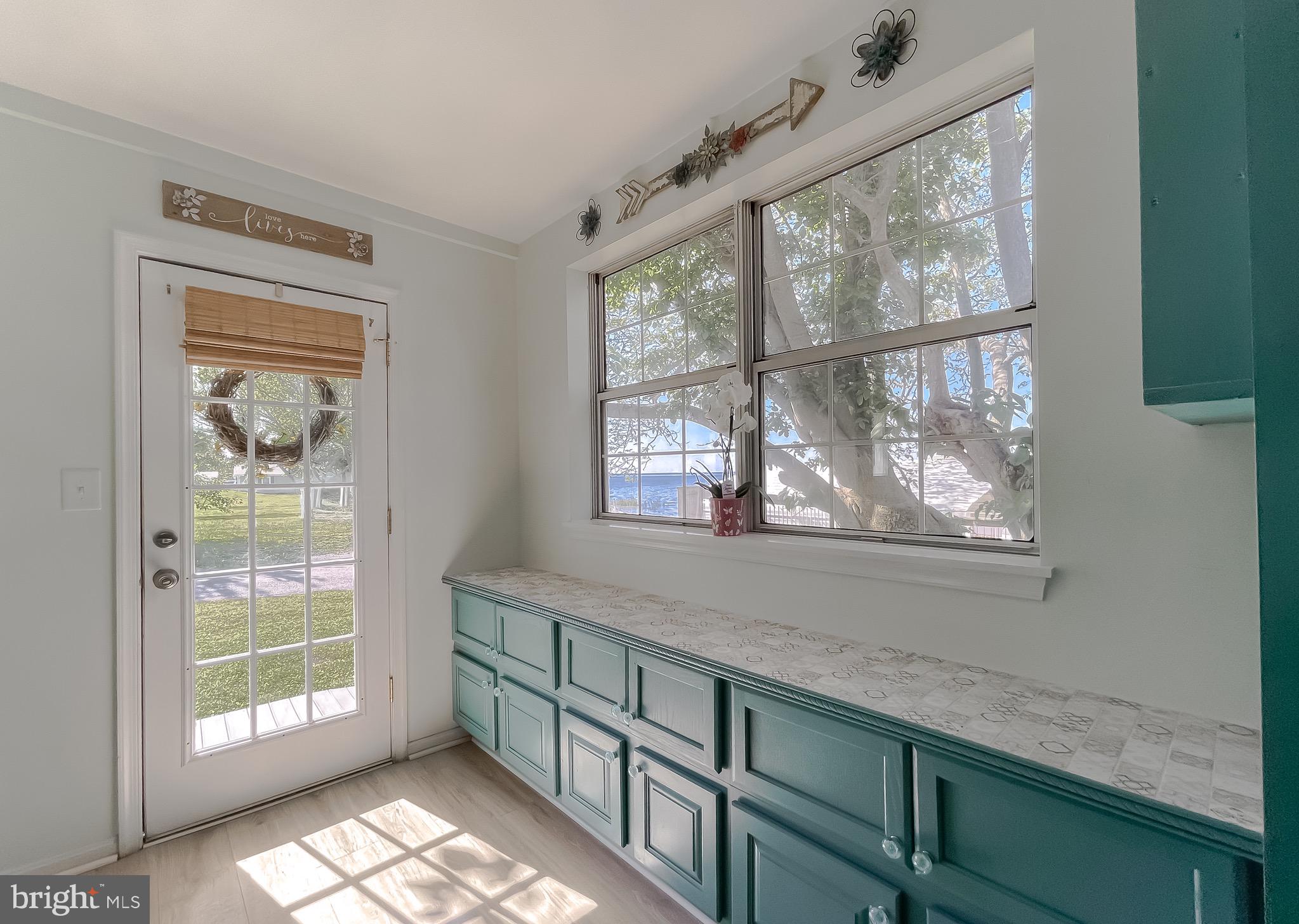 20379 Bowles Road Coltons Point, MD 20626 - Photo 12 of 66 Entryway #2 lots of daylight