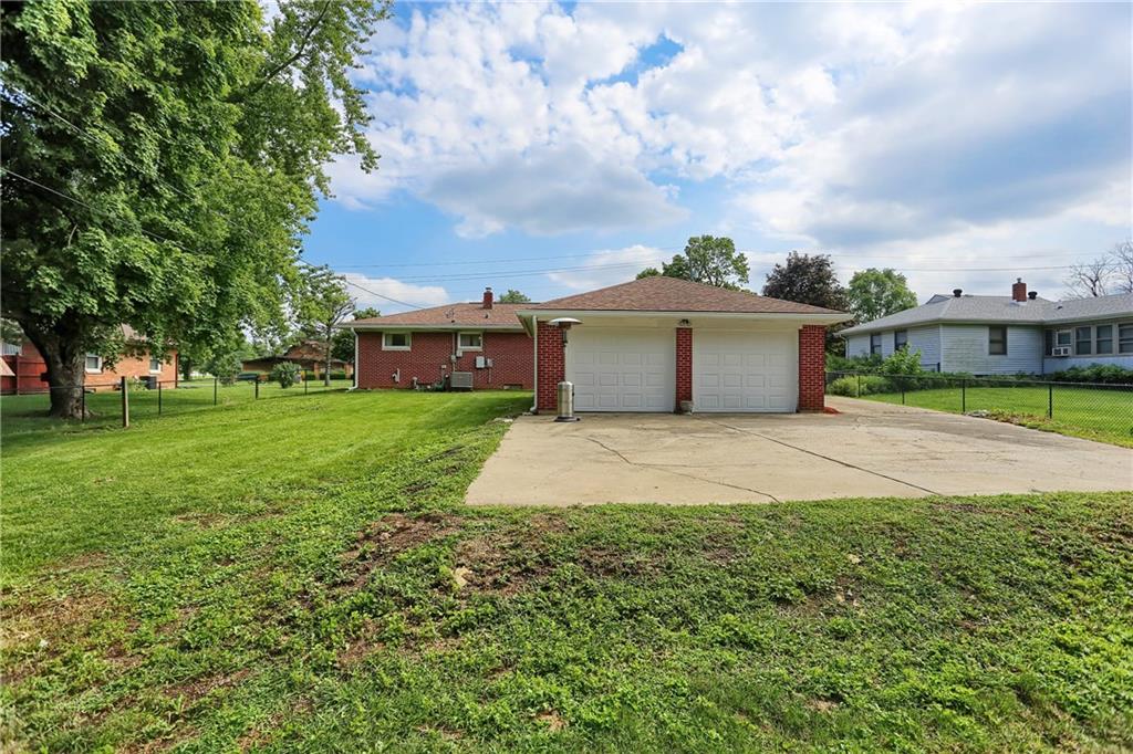 2438 East Thompson Road Indianapolis, IN 46227 - Photo 40 of 42 Gallery Image 40