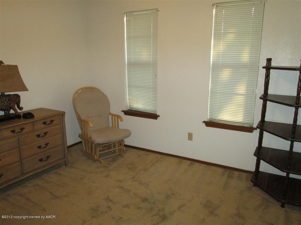 6113 Rutgers Street Amarillo, TX 79109 - Photo 16 of 19 3rd Bedroom