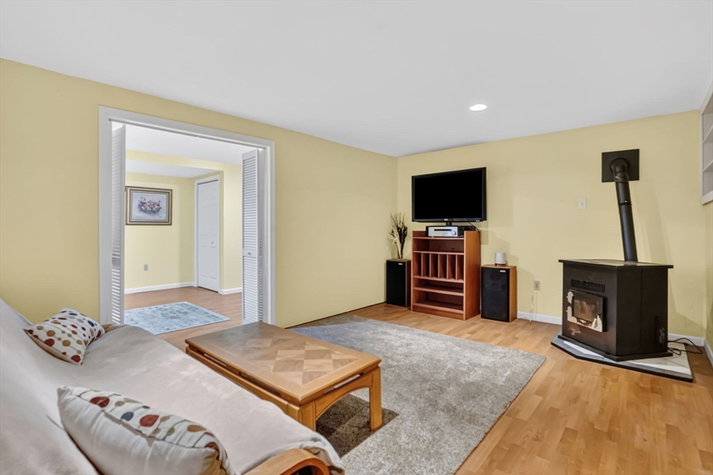 55 Southampton Road Westhampton, MA 01027 - Photo 24 of 38